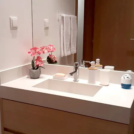 Apartmán Contemporary In With Shared Pool
