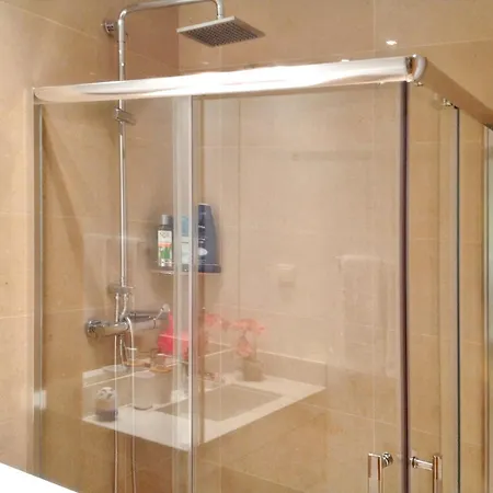 Apartmán Contemporary In With Shared Pool *